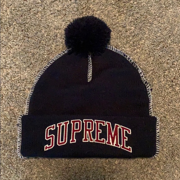 Supreme Contrast Stitch Beanie - Picture 1 of 1